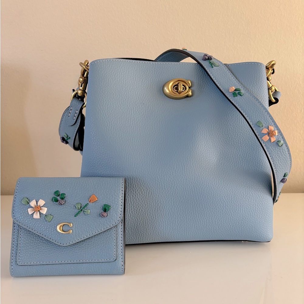 Coach Light Blue Leather Shoulder Bag & Wallet Set with Floral Appliqué